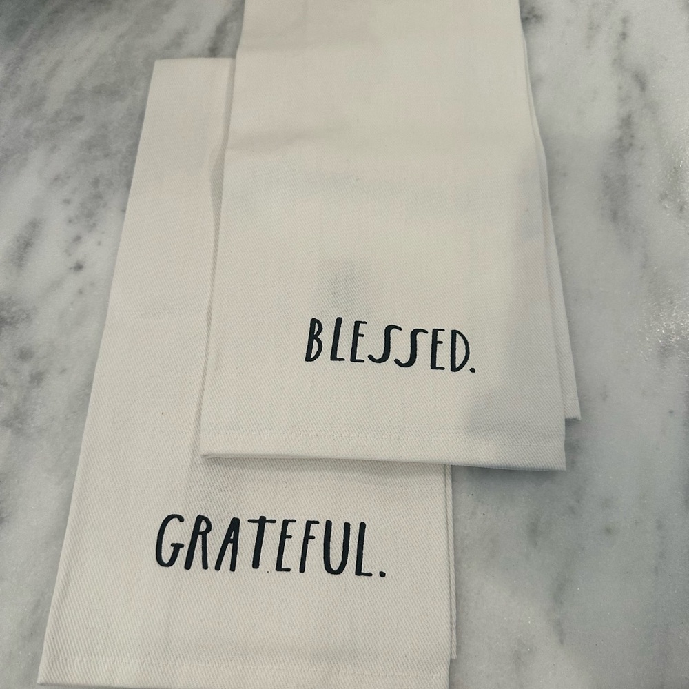 Rae Dunn Blessed & Grateful Kitchen/Bath Hand Towels - Picture 2 of 6